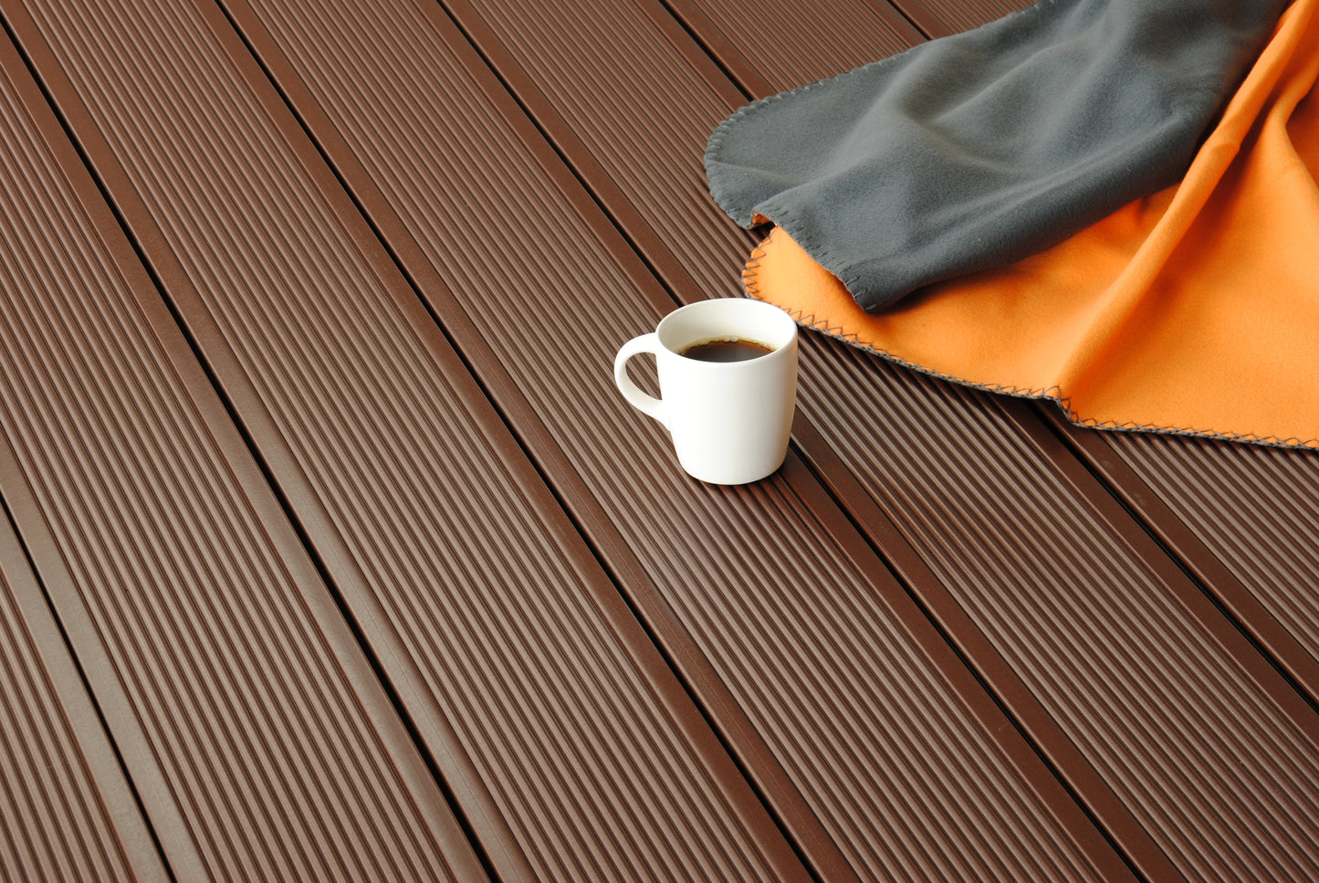 WPC Terrassendiele Hohlkammer Exklusiv