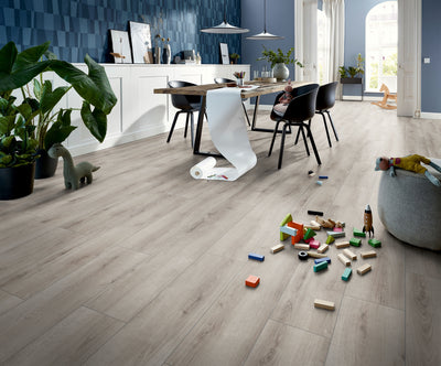 Kronotex Serie Laminat Advanced Plus Click Sommer Eiche hell grau D3904
