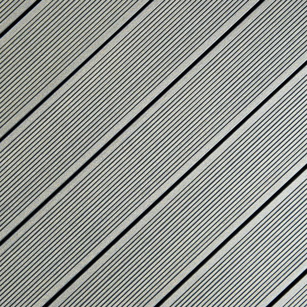 DIE BELIEBTE massiv - WPC Terrassendiele